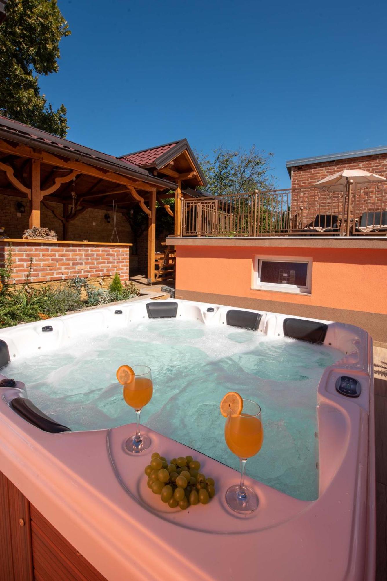 Holiday&Wellness House Grofica Daruvar Esterno foto